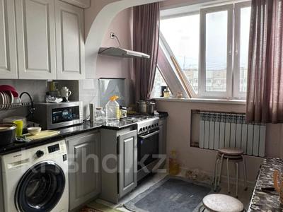 5-комнатная квартира · 100 м² · 9/9 этаж, мкр Аксай-4 28 за 56 млн ₸ в Алматы, Ауэзовский р-н