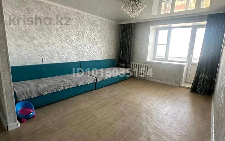 3-комнатная квартира · 75 м² · 9/10 этаж, Рыскулова 87 за 160 000 ₸ в Семее — фото 2