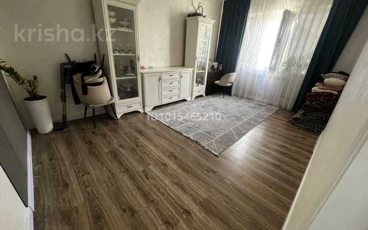 1-комнатная квартира · 42 м² · 5/5 этаж, мкр Айнабулак-3 157 за 26.5 млн ₸ в Алматы, Жетысуский р-н — фото 2