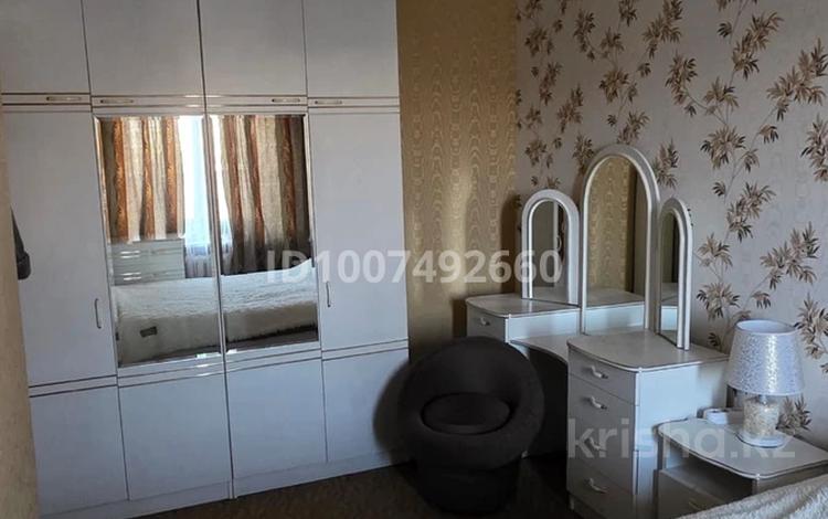 3-бөлмелі пәтер · 62.5 м² · 4/5 қабат, Шлюзная 12, бағасы: 26 млн ₸ в Усть-Каменогорске — фото 2