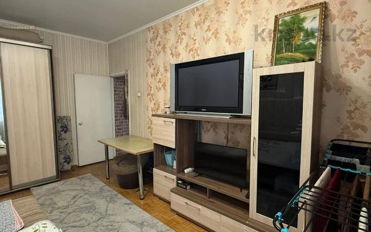 1-комнатная квартира · 36 м² · 3/9 этаж, мкр Аксай-4 за 27.5 млн ₸ в Алматы, Ауэзовский р-н — фото 3