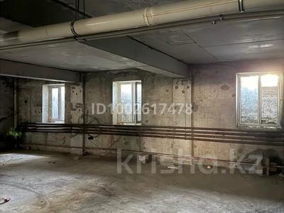 Свободное назначение, офисы, магазины и бутики, склады, общепит, салоны красоты, медцентры и аптеки, образование, развлечения · 210 м² за 63 млн 〒 в Алматы, Турксибский р-н
