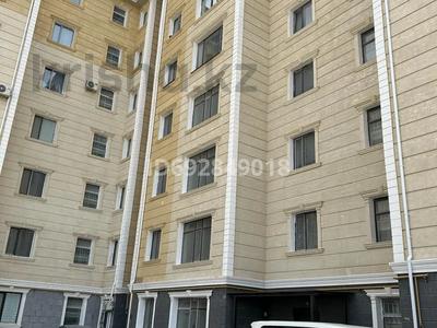 1-комнатная квартира, 52 м², 6/8 этаж, 24-й мкр 14 за 10 млн 〒 в Актау, 24-й мкр