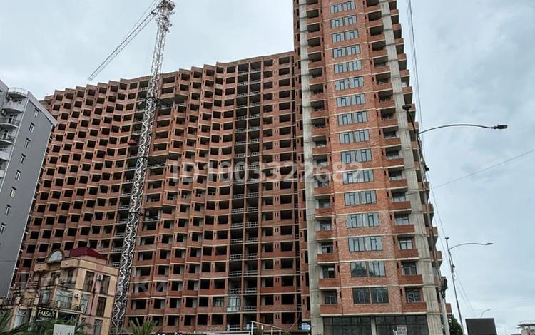 2-комнатная квартира · 44.9 м² · 16/21 этаж, Петра Багратиони 169 за 25 млн 〒 в Батуми — фото 3