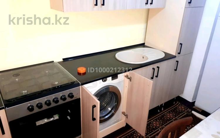 1-комнатная квартира · 38 м² · 4/5 этаж, Туркестанская 9 — Байтурсынова за 140 000 ₸ в Шымкенте — фото 2