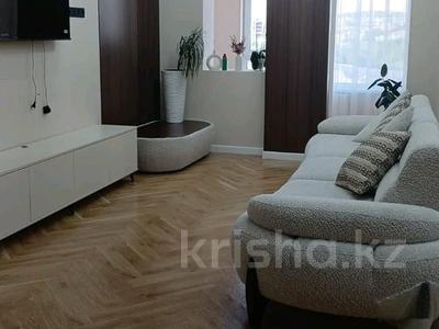 4-комнатная квартира · 128 м² · 6/12 этаж, мкр Нурсат, Байтерекова 85 за 600 000 〒 в Шымкенте, Каратауский р-н