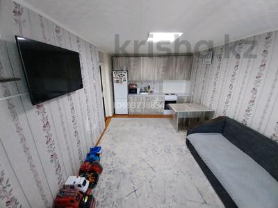 2-комнатная квартира · 34.5 м² · 4/9 этаж, Лихарева — Р-н Стрелка за 10 млн 〒 в Усть-Каменогорске, Ульбинский