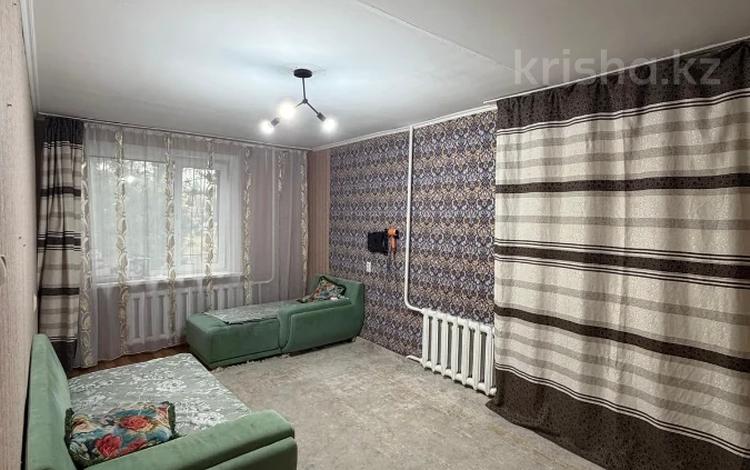1-бөлмелі пәтер · 37 м² · 1/9 қабат, 5-1 микрорайон, бағасы: 15.9 млн ₸ в Костанае — фото 3