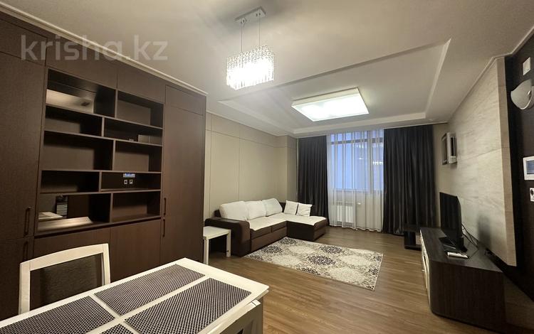 2-комнатная квартира, 70 м², 25/34 этаж, Кошкарбаева 10/1