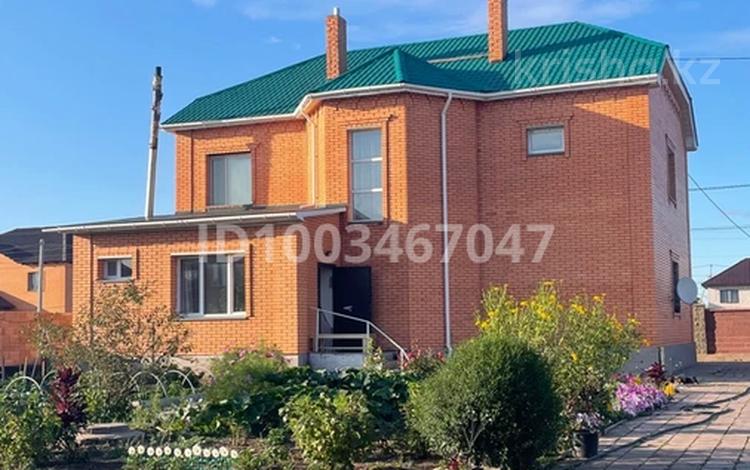 Отдельный дом · 4 комнаты · 220 м² · 15 сот., Рыскулова 30 — Между ул. Сарыарка и ул. Бейбитшилик за 75 млн ₸ в Жибек Жолы — фото 4
