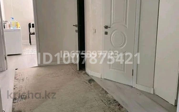 3-комнатная квартира · 82 м² · 5/5 этаж, мкр Береке 14 за 24 млн ₸ в Атырау — фото 54