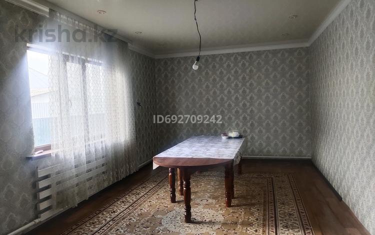 Отдельный дом · 5 комнат · 108 м² · 10 сот., 9-й микрорайон, Актерек 48 — Пересечение с улицей Тальяти за 35 млн 〒 в Талдыкоргане — фото 2