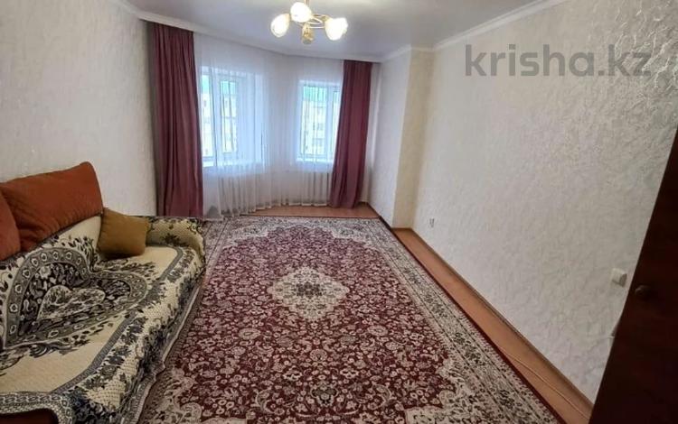 1-комнатная квартира · 40 м² · 5/5 этаж, мкр Кадыра Мырза-Али 6 за 110 000 ₸ в Уральске — фото 15