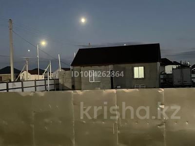 Отдельный дом · 2 комнаты · 60 м² · 8 сот., мкр Аксай-2, 6 38 за 14 млн 〒 в Атырау