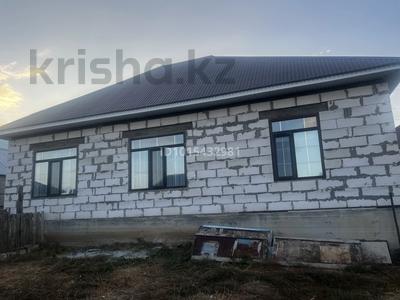 Жеке үй · 5 бөлме · 200 м² · 10 жүзд., Алтын сака, бағасы: 50 млн ₸ в Актобе, жилой массив Акжар-2