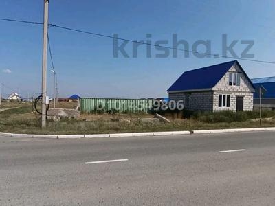 Отдельный дом · 2 комнаты · 80 м² · 9 сот., Мыржакуп дулатов 93 за 12 млн ₸ в Аксае