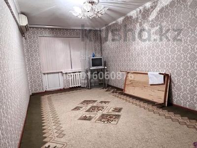 2-комнатная квартира · 58 м² · 4/5 этаж, Абай 28 за 120 000 ₸ в 
