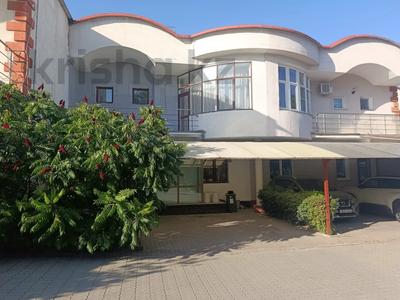 5-комнатная квартира · 320 м² · 1/2 этаж, Восточная 31 за 1.3 млн ₸ в Алматы, Бостандыкский р-н