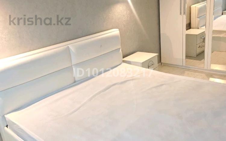 2-комнатная квартира · 48 м² · 4/5 этаж, Просп. Республики 47 за 250 000 ₸ в Астане, р-н Байконур — фото 2