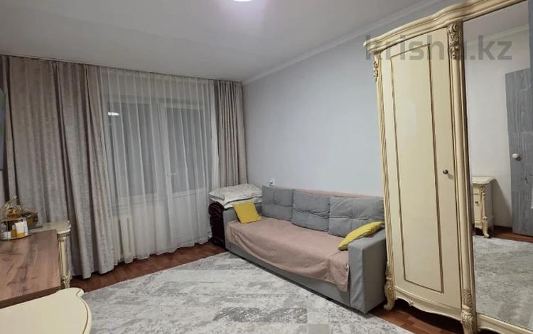 2-комнатная квартира · 45 м² · 4/5 этаж, мкр Айнабулак-3 за 31 млн ₸ в Алматы, Жетысуский р-н — фото 2