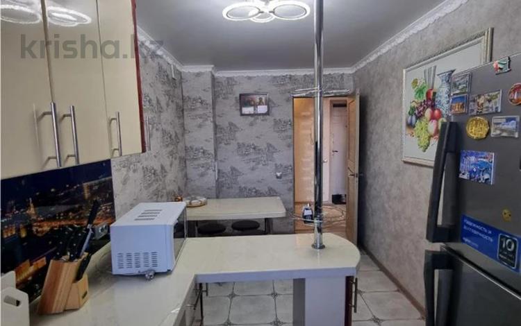 4-бөлмелі пәтер · 90 м² · 5/9 қабат, мкр Юго-Восток, Дюсембекова 4, бағасы: 30 млн ₸ в Караганде, Казыбек би р-н — фото 2