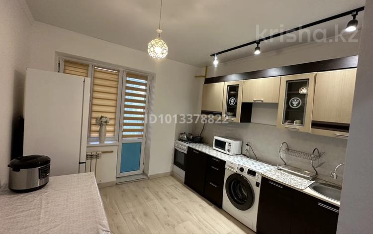 2-комнатная квартира · 59.9 м², мкр. Зачаганск пгт 120 — Монкеулы за 22.5 млн ₸ в Уральске — фото 2