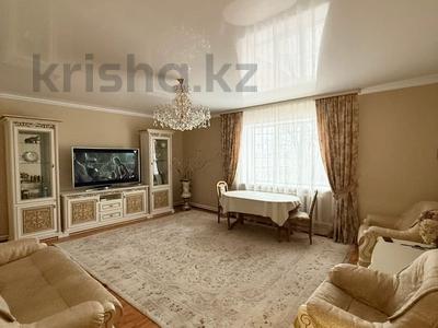 Жеке үй · 5 бөлме · 210 м² · 8.4 жүзд., Кеншилер 59,б-1 — Горняков -Абая, бағасы: 49.8 млн ₸ в Экибастузе