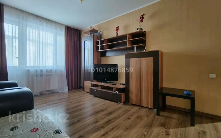 2-бөлмелі пәтер · 50 м² · 1/5 қабат, Доспанова 102, бағасы: 15 000 ₸ в Уральске — фото 2