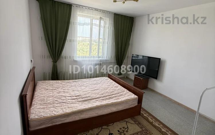 2-комнатная квартира · 60 м² · 3/5 этаж, мкр Улы Дала 127 за 120 000 ₸ в Таразе — фото 2