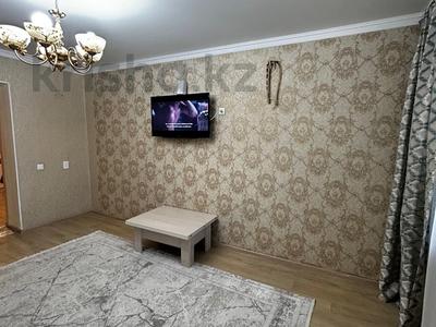Пәтерлер в Акмолинской обл.: 3-бөлмелі пәтер · 61.9 м² · 3/5 қабат, Валиханова, бағасы: 18.5 млн 〒 3-бөлмелі пәтер · 61.9 м² · 3/5 қабат, Валиханова, бағасы: 18.5 млн 〒 в Кокшетау