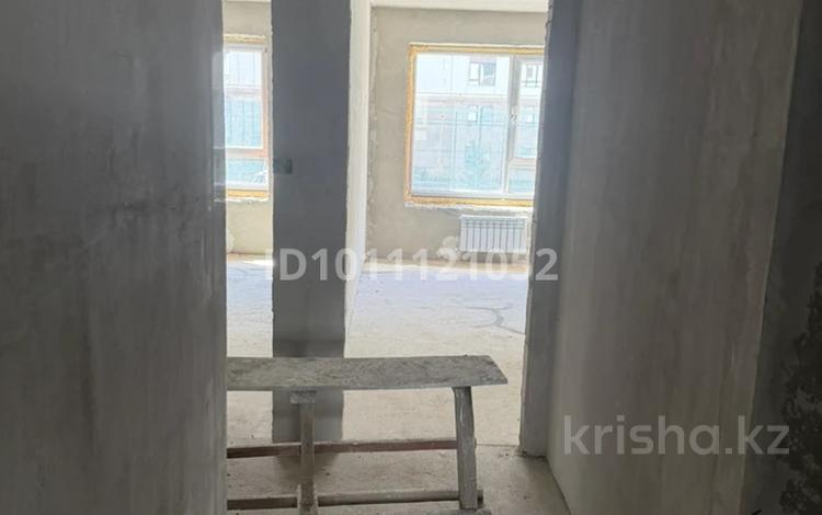 3-бөлмелі пәтер · 90 м² · 2/9 қабат, Микрорайон Береке, Микрорайон Береке 79, бағасы: 44 млн ₸ в Костанае — фото 2