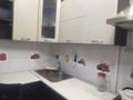 2-бөлмелі пәтер · 50 м² · 3/5 қабат, мкр Тастак-3, Аносова 39 — Аносова -Дуйсенова, бағасы: 18 000 ₸ в Алматы, Алмалинский р-н — фото 4