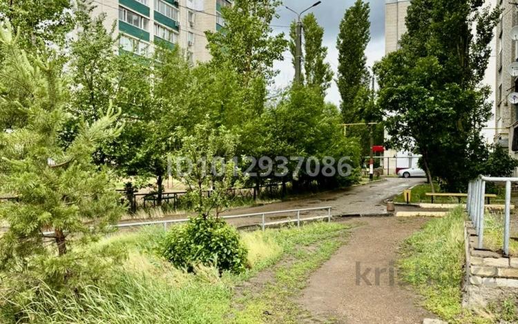 3-комнатная квартира · 83.73 м² · 9/10 этаж, Гагарина — Район магазина Квант за 29 млн ₸ в Уральске — фото 10
