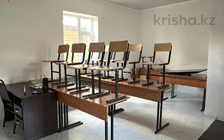 Свободное назначение, офисы, кабинеты и рабочие места · 120 м² за 200 000 ₸ в Бейнеу — фото 2