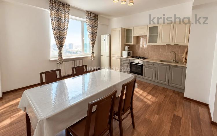2-бөлмелі пәтер · 73.8 м² · 5/5 қабат, Лобовая 12Б, бағасы: 27 млн ₸ в Атырау, мкр Авангард-4 — фото 2
