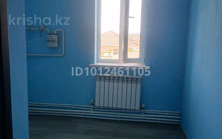 2-бөлмелі пәтер · 85 м² · 2/2 қабат, Абылайхана 213 — Саукеле, бағасы: 90 000 ₸ в Каскелене — фото 2