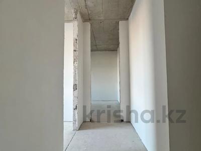 5-бөлмелі пәтер · 192.7 м² · 9/18 қабат, Кошкарбаева 1/6 — Момышулы, бағасы: 180 млн ₸ в Астане, Алматы р-н
