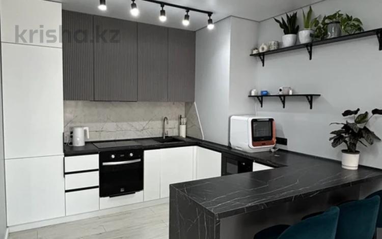 2-комнатная квартира · 50 м² · 11/15 этаж, Райымбека за 48 млн ₸ в Алматы, Алмалинский р-н — фото 2