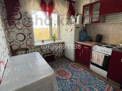 1-бөлмелі пәтер, 32 м², 5/5 қабат, Майкудук, 12ймикрорайон 1, бағасы: 8 млн 〒 в Караганде, Алихана Бокейханова р-н