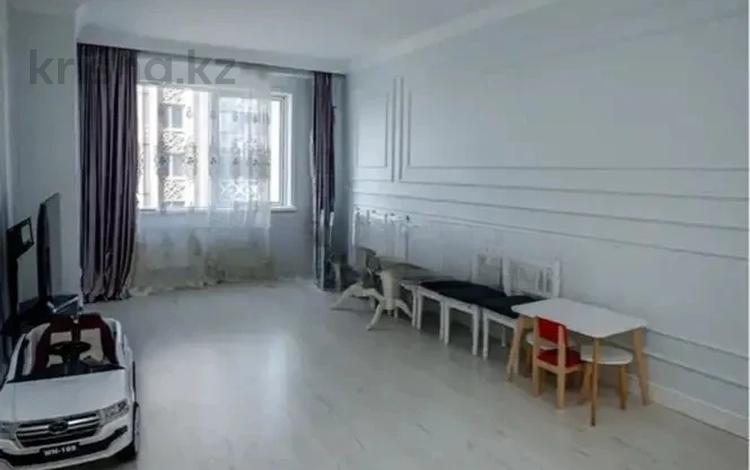 4-комнатная квартира · 107 м² · 6/24 этаж, Калибек Куанышбаев, 9/1, 9/2, 9/3 за 75 млн ₸ в Астане, Сарайшык р-н — фото 2