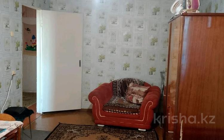 3-бөлмелі пәтер · 58 м² · 5/5 қабат, 40л Победы, бағасы: 9 млн ₸ в Шахтинске — фото 2