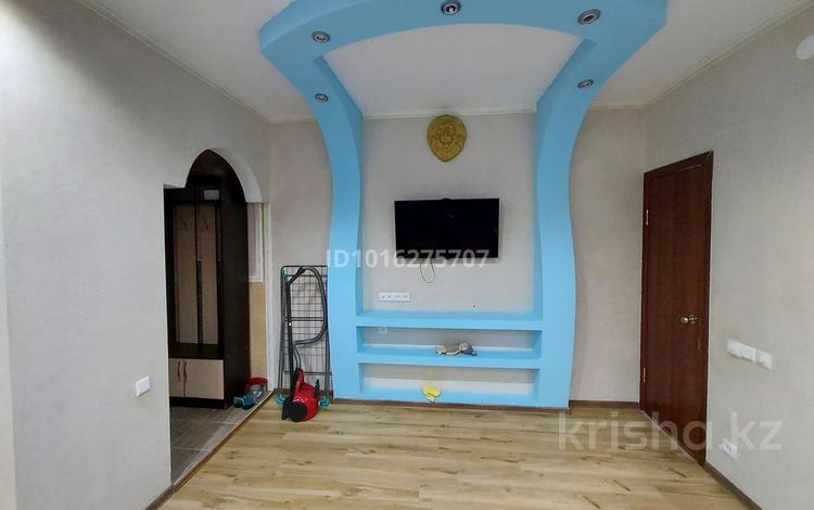 1-комнатная квартира · 40 м², мкр Нурсая, Болашак 52 за 160 000 ₸ в Атырау — фото 2