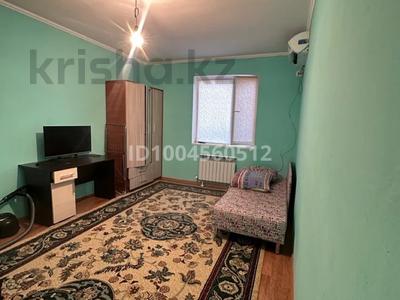 1-бөлмелі пәтер · 50 м², мкр Сарыкамыс, Гаухартас — Гаухартас 1-этажный дом. Сарқамыс жақта орналасқан., бағасы: 120 000 ₸ в Атырау