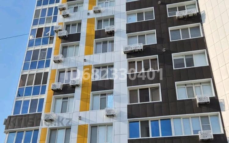 3-комнатная квартира · 116 м² · 9/9 этаж, мкр Ардагер, Кулманова 107 — Баизаар торговли дом за 43 млн ₸ в Атырау — фото 20