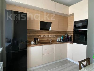 Пәтерлер в Павлодарской обл.: 1-бөлмелі пәтер · 43 м² · 4/9 қабат, Камзина 41/1, бағасы: 23.5 млн 〒 1-бөлмелі пәтер · 43 м² · 4/9 қабат, Камзина 41/1, бағасы: 23.5 млн 〒 в Павлодаре
