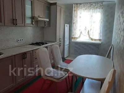 2-бөлмелі пәтер · 60 м² · 2/10 қабат, мкр 12, бағасы: 20.5 млн 〒 в Актобе, мкр 12