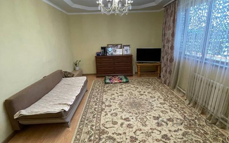 Жеке үй · 3 бөлме · 177.5 м² · 9.35 жүзд., Султанмахмута Торайгырова ., бағасы: 36 млн ₸ в Актобе, мкр Москва — фото 2