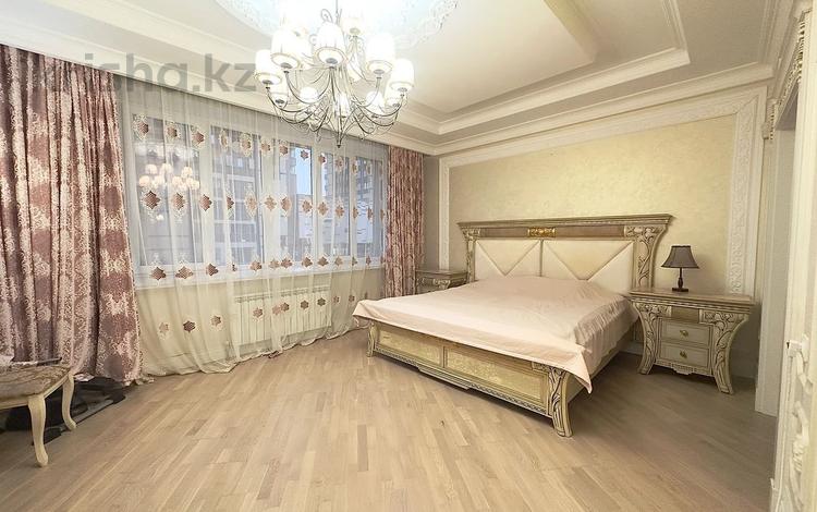 3-бөлмелі пәтер · 130 м² · 2/21 қабат, Аль-Фараби 21, бағасы: 125 млн ₸ в Алматы, Бостандыкский р-н — фото 2