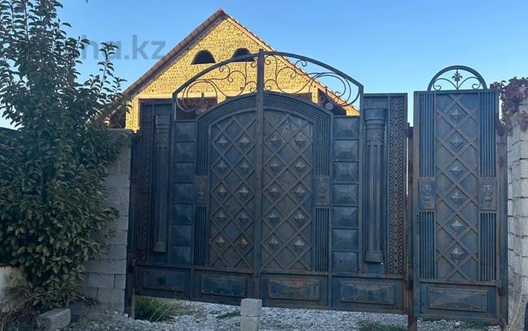 Отдельный дом · 5 комнат · 280 м² · 10 сот., мкр Тараз 259 — Улица Мырзаходжаева за 92 млн 〒 в Шымкенте, Аль-Фарабийский р-н — фото 2