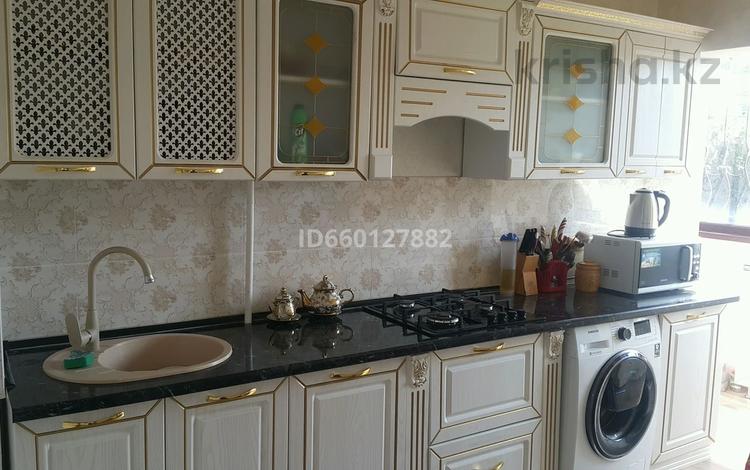 4-комнатная квартира · 100 м² · 2/5 этаж, улица Карасай батыра — Кисикова за 37 млн ₸ в Каскелене — фото 2